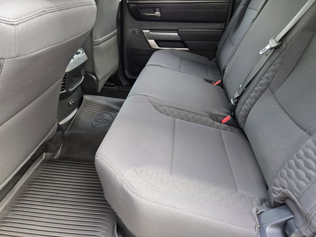 2024 Toyota Tundra SR5 - Photo 19