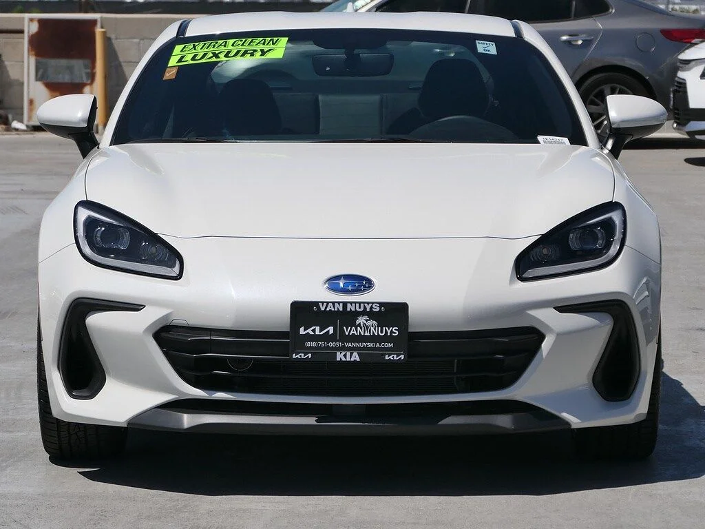Used 2023 White Subaru Limited image 8