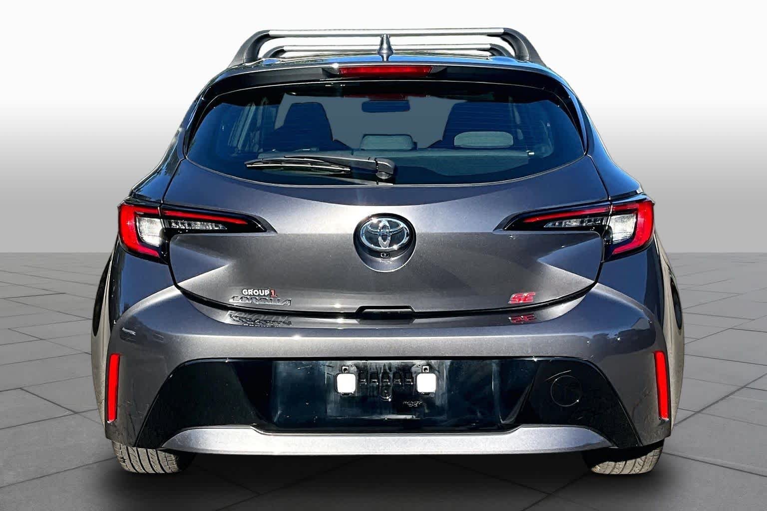 Used 2025 Magnetic Gray Metallic Toyota SE image 5