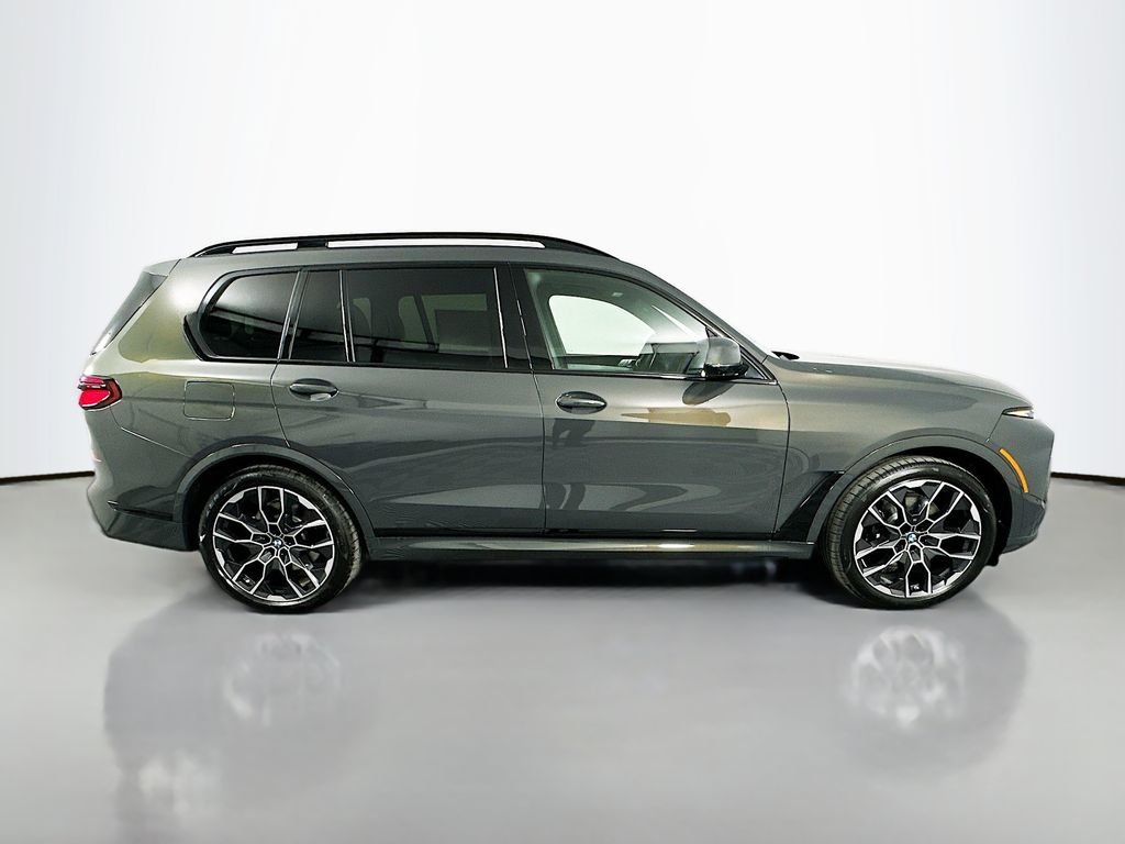 New 2027 Dravit Grey Metallic BMW xDrive40i image 4