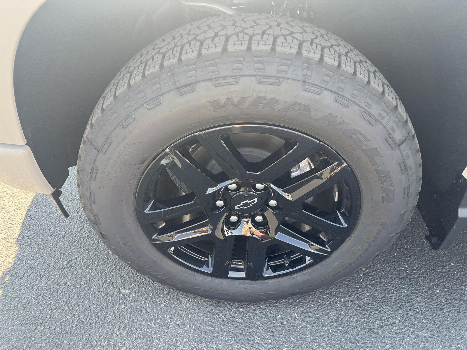 2026 Chevrolet Silverado 1500 RST - Photo 10