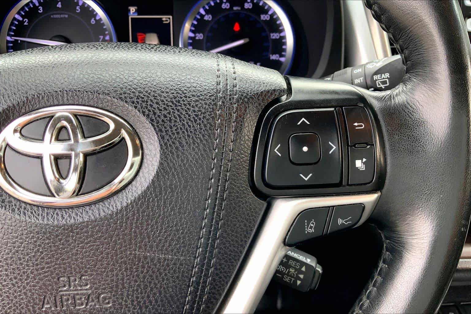 Used 2019 Ooh La La Rouge Mica Toyota Limited Platinum image 25
