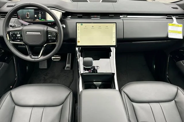 New 2026 Carpathian Grey Land Rover Dynamic SE image 12