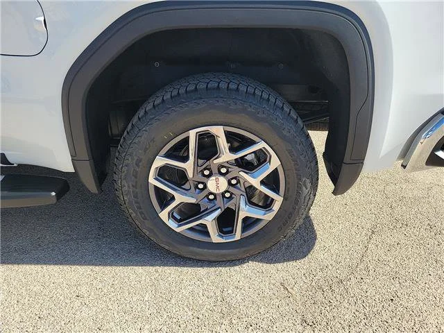 New 2026 Summit White GMC SLT image 9
