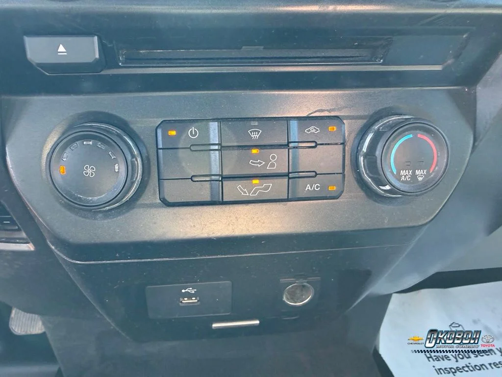 Used 2016 Red Ford XLT image 11
