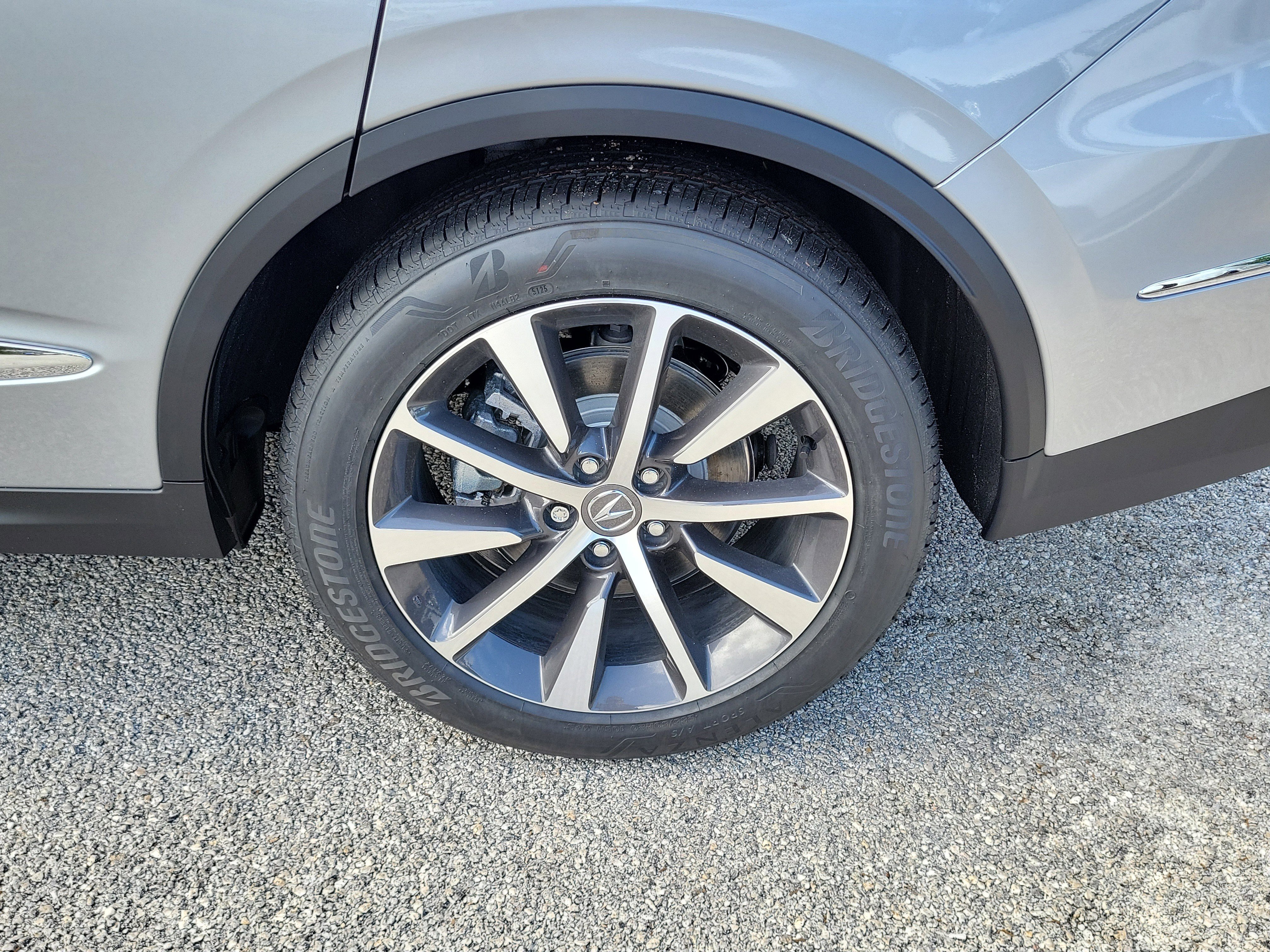 New 2026 Solar Silver Metallic Acura w/Technology Package image 6