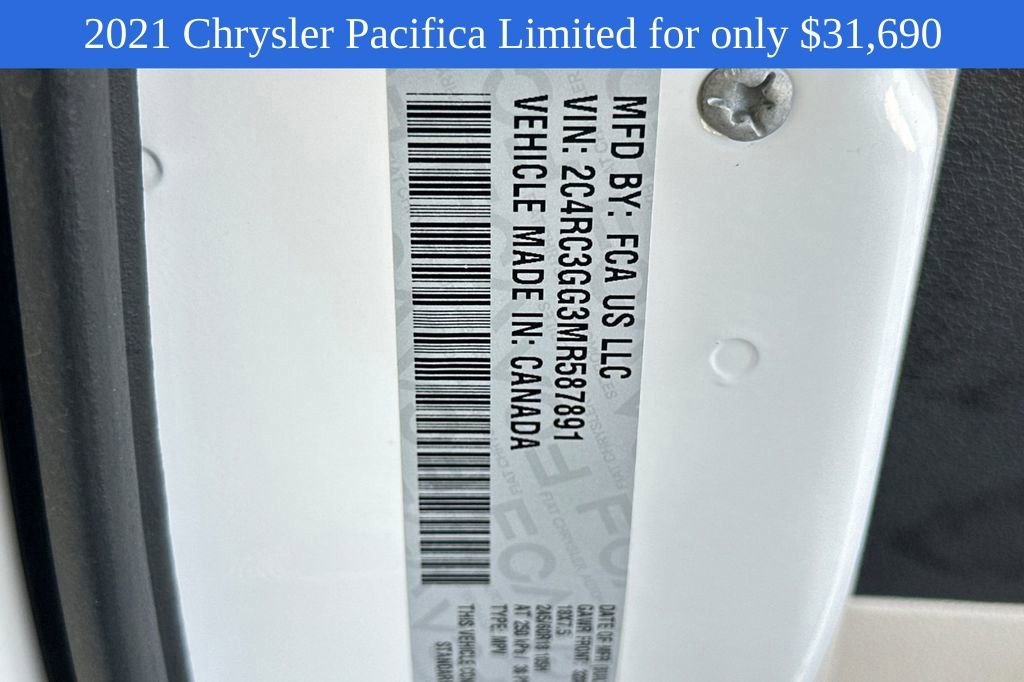 Used 2021 White Chrysler Limited image 34