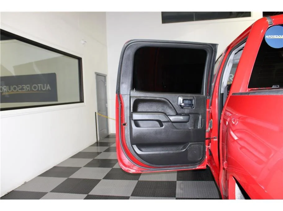 Used 2016 Red Hot Chevrolet LT image 13
