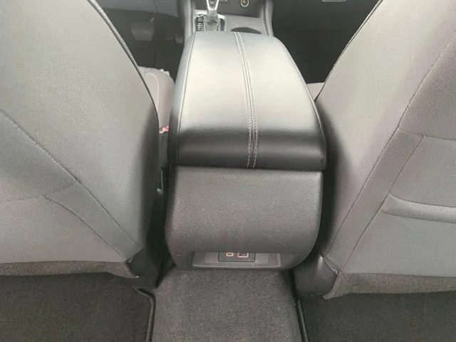 Used 2025  Nissan 2.5 SV image 27