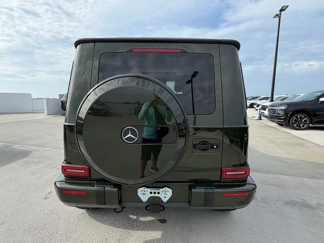 Used 2022 Green Mercedes-Benz G 63 AMG® image 11