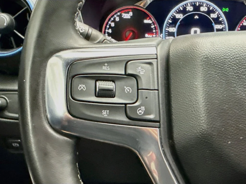 Used 2023 Gray Chevrolet RS image 11