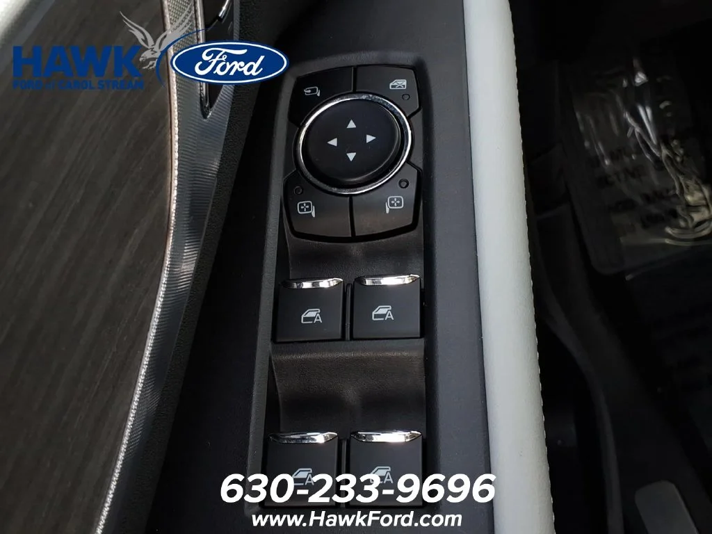 Used 2025 Black Ford Platinum image 18