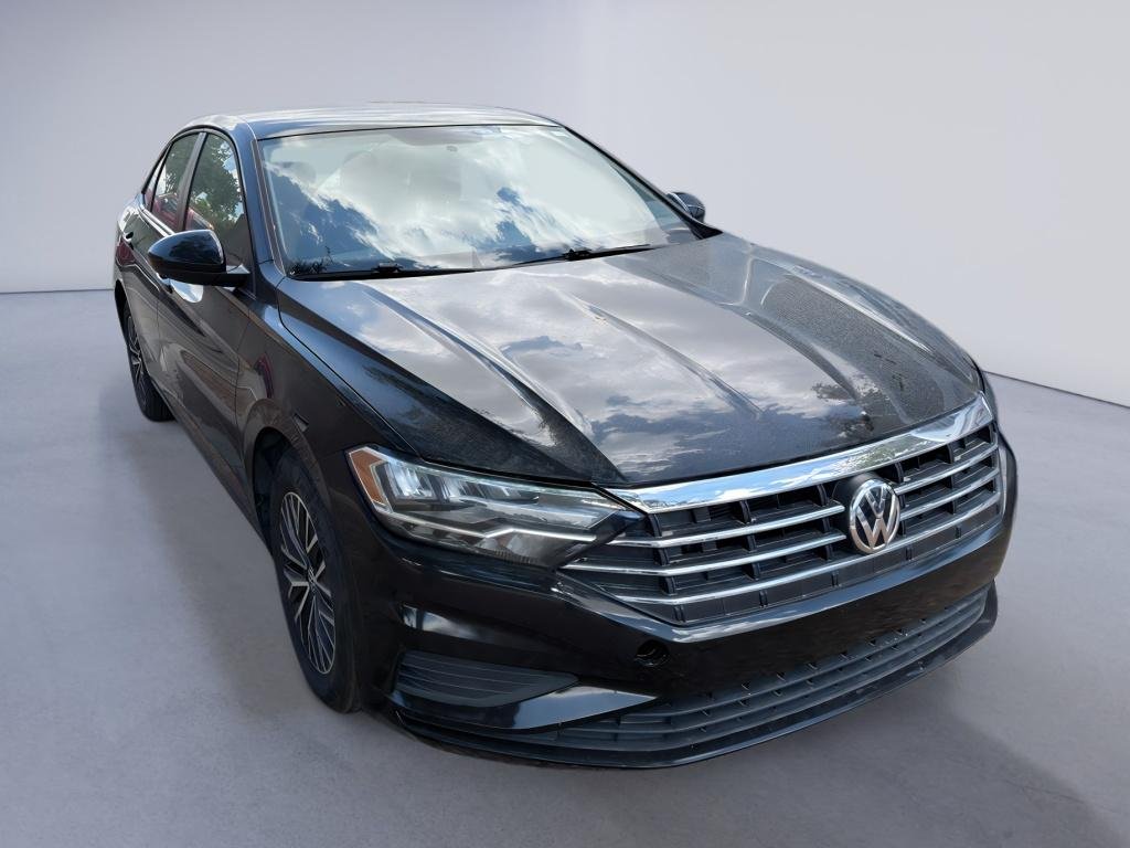 Used 2021 Black Uni Volkswagen SE image 3