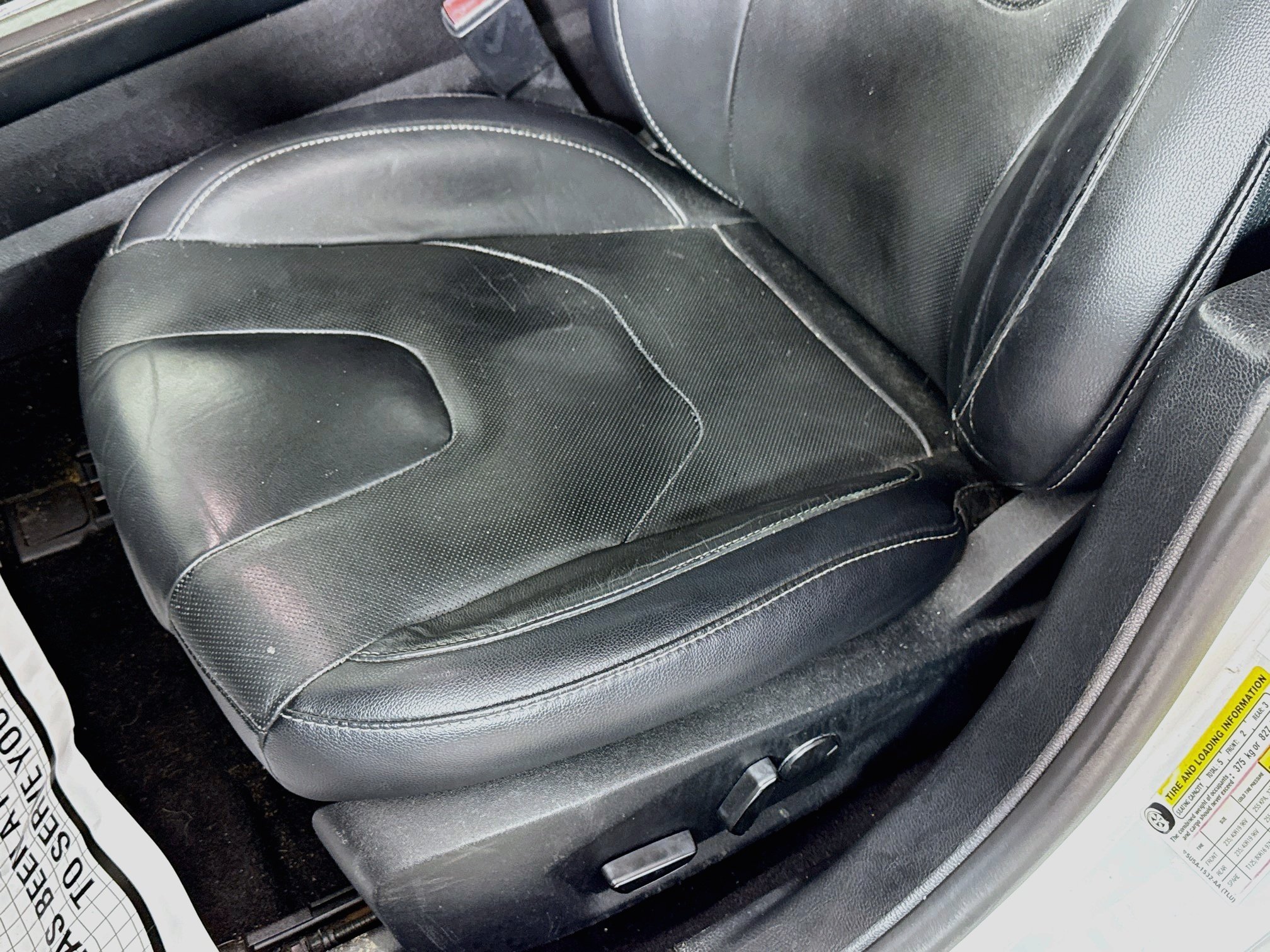 Used 2020 Oxford White Ford Titanium image 20