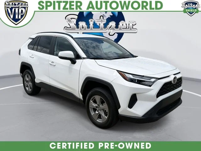 2025 Toyota RAV4 XLE