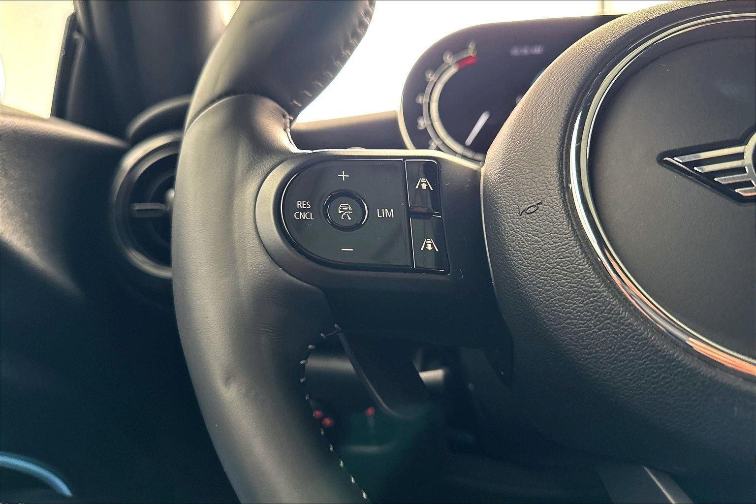 2024 MINI Hardtop 2 Door S - Photo 9