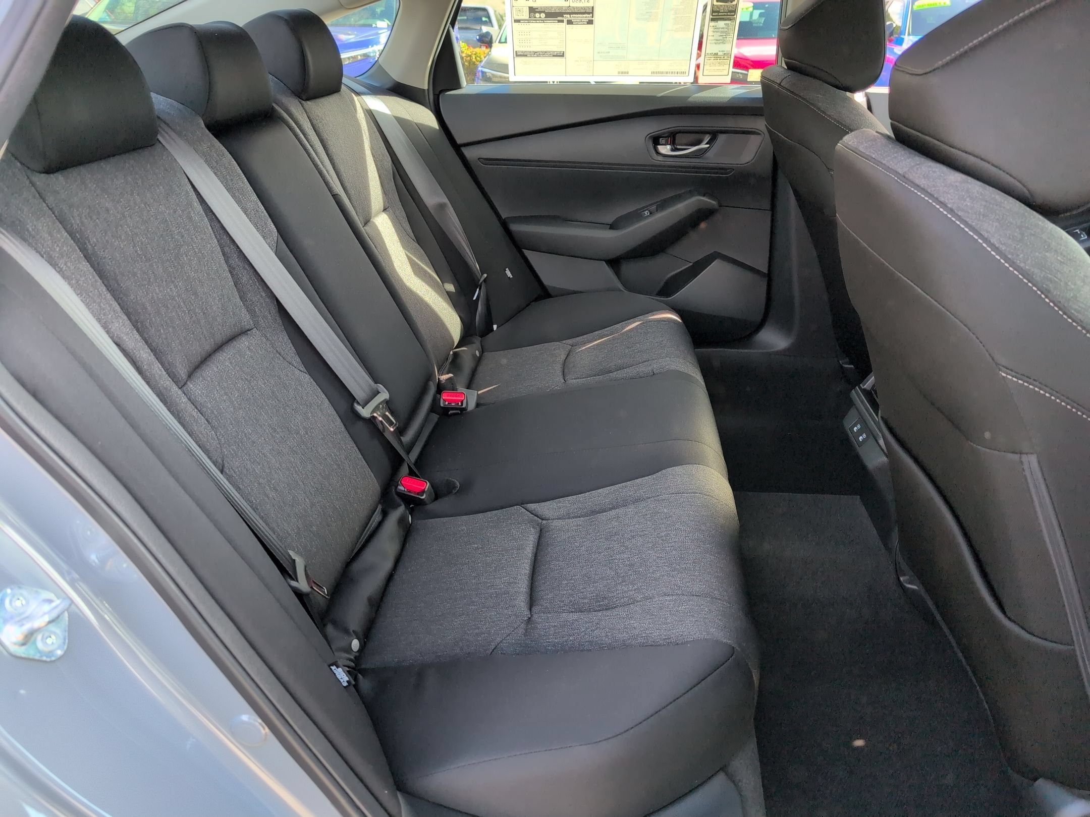 New 2025 Urban Gray Pearl Honda SE image 20