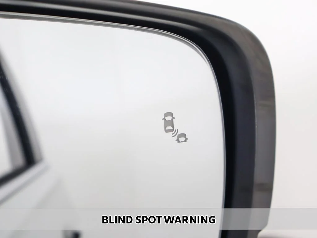 Used 2023 White Honda EX-L image 4
