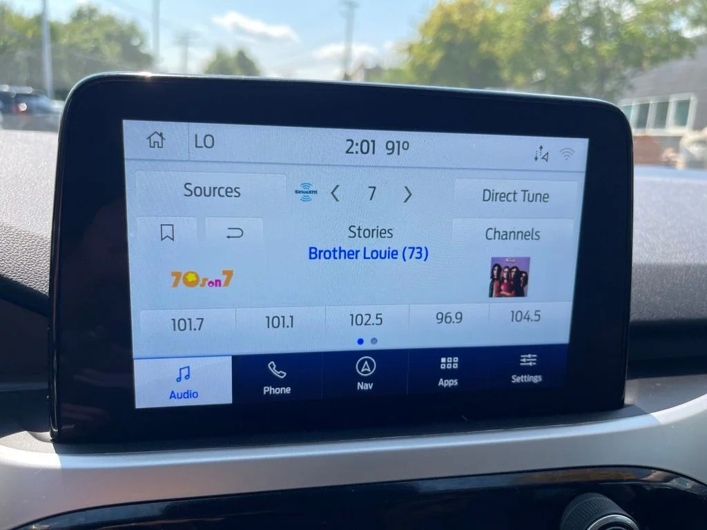 Used 2020 Gray Ford SE image 15