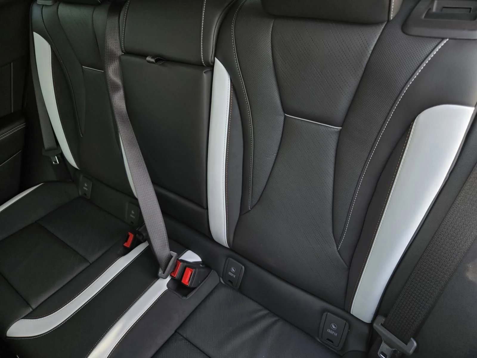 2026 Buick Envision Sport Touring - Photo 5