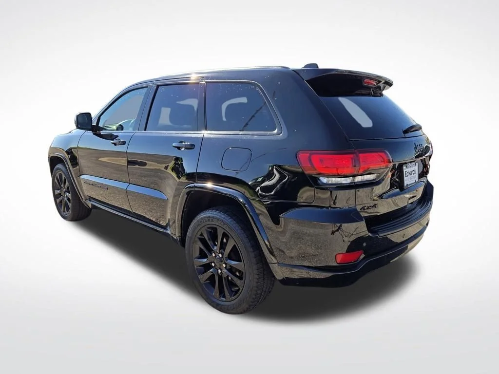 Certified Used 2020 Black Jeep Altitude image 7