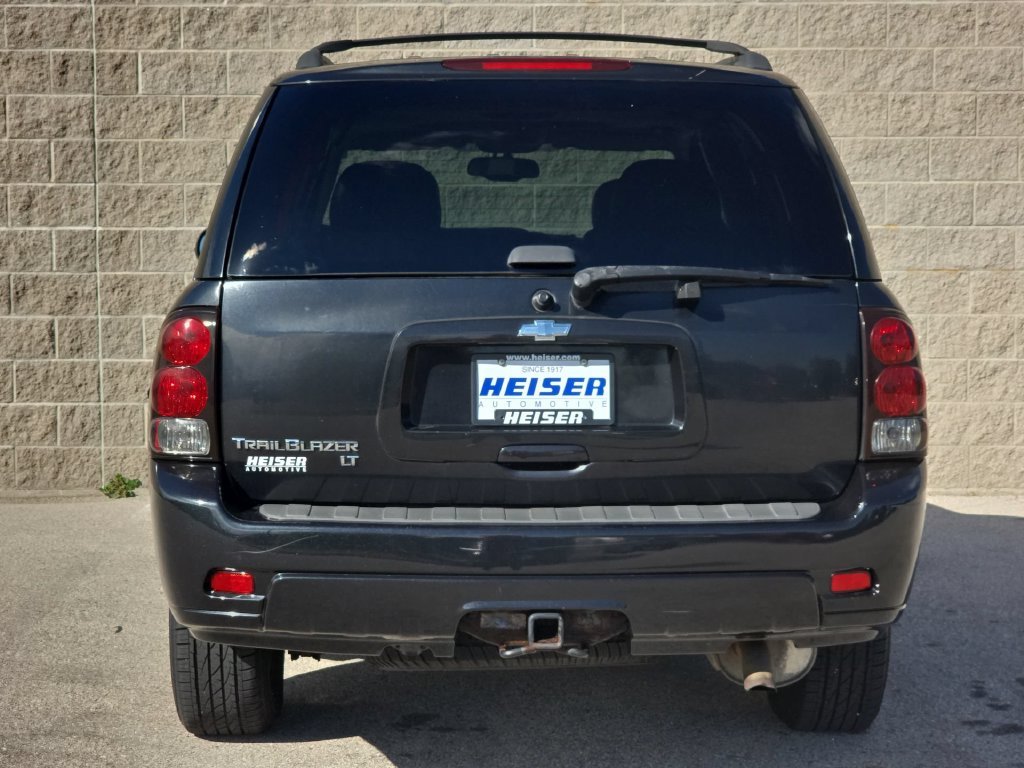 Used 2009 Black Chevrolet LT image 12