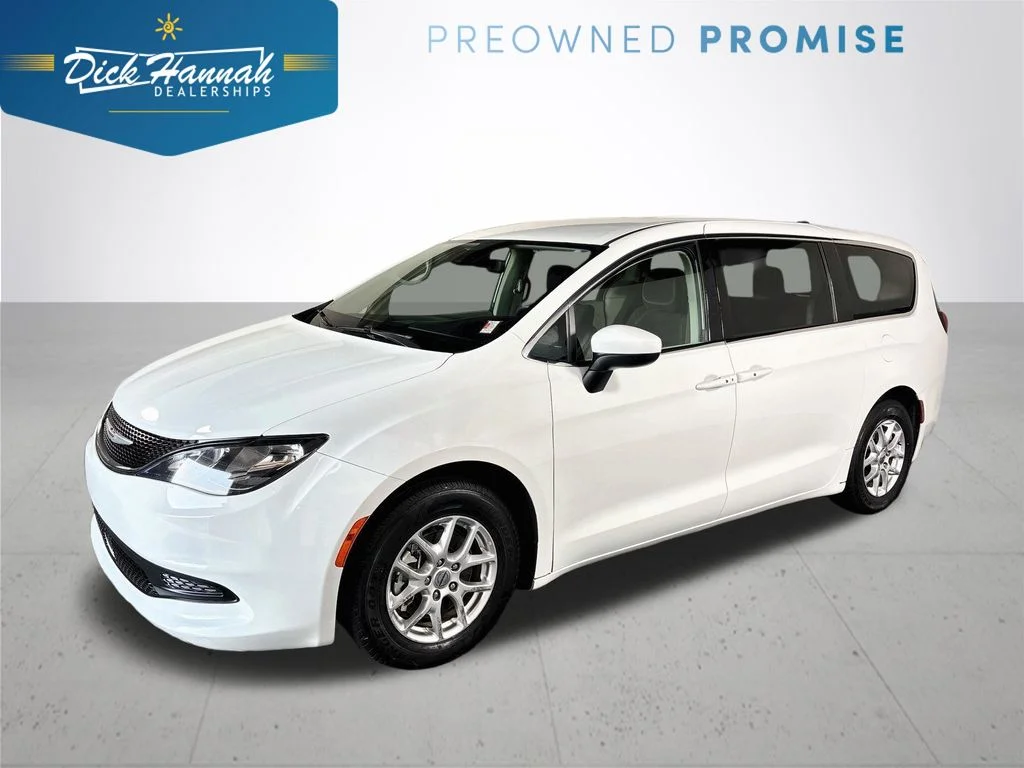 2023 Chrysler Voyager