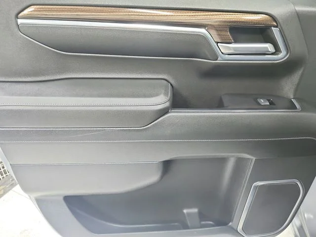 Used 2024 Gray Chevrolet RST image 39