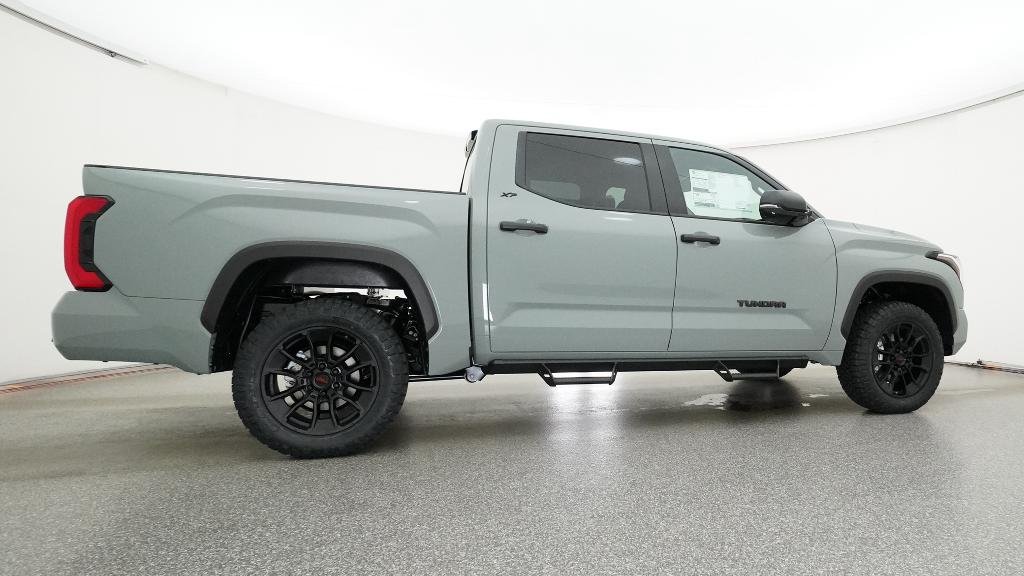 New 2026 Lunar Rock Toyota SR5 image 15