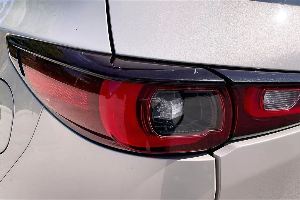 Used 2024 Silver Mazda 2.5 S Preferred Package image 30