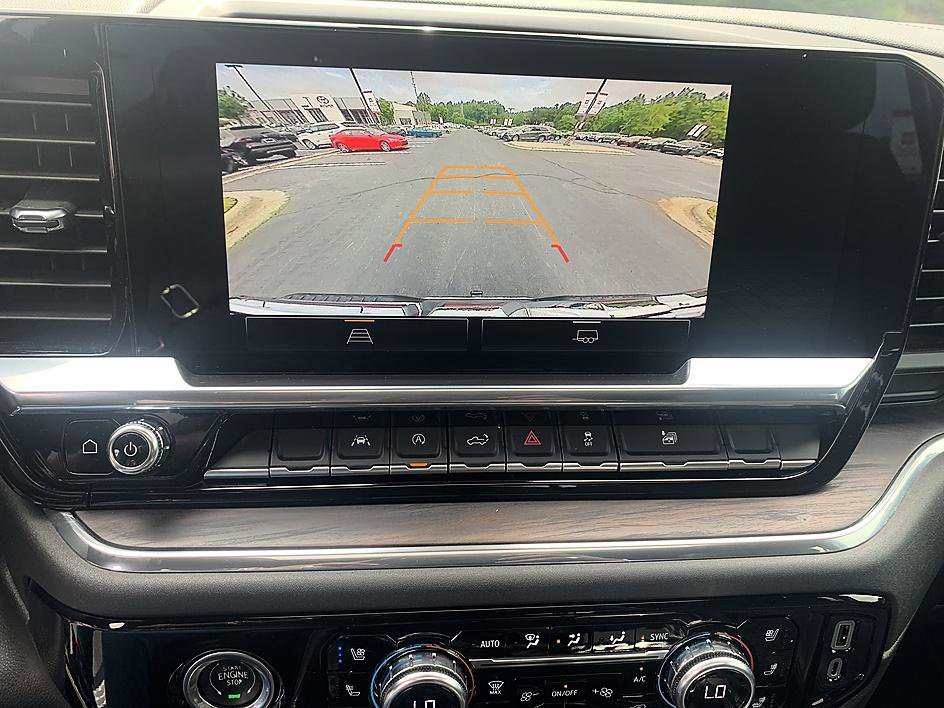 Used 2023 Onyx Black GMC SLT image 16