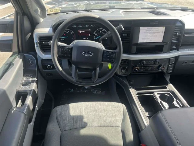 New 2026 Carbonized Gray Metallic Ford XLT image 11
