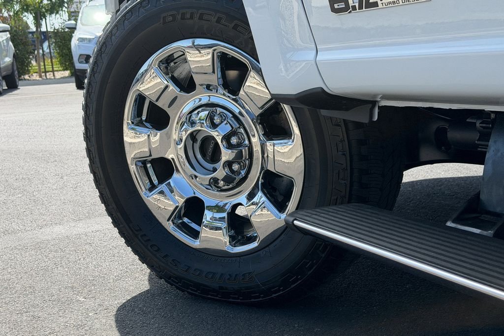 New 2026 Oxford White Ford F-250® King Ranch® image 15
