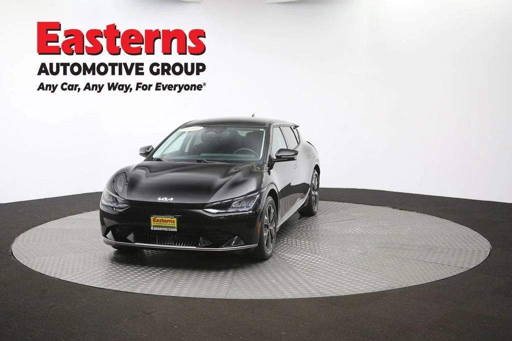 Used 2023 Black Kia Wind image 55