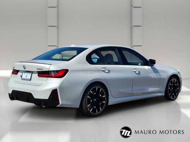 New 2026 White BMW 330i xDrive image 5