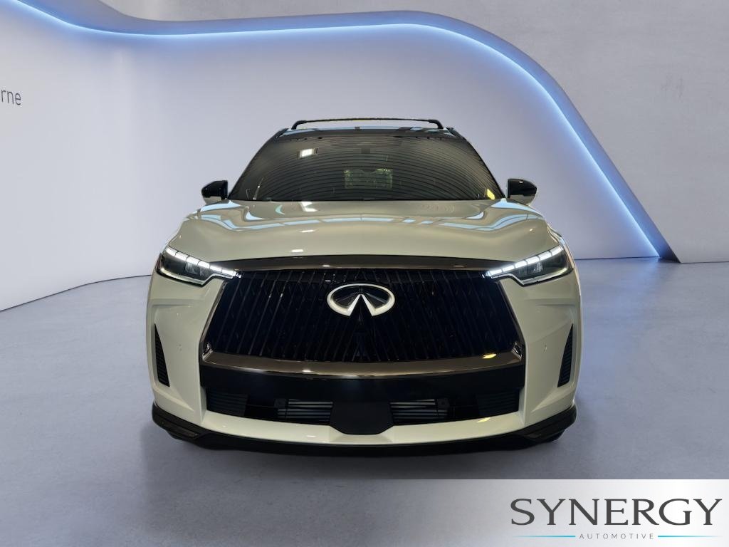New 2027 2T RAD WHT INFINITI Autograph AWD image 3