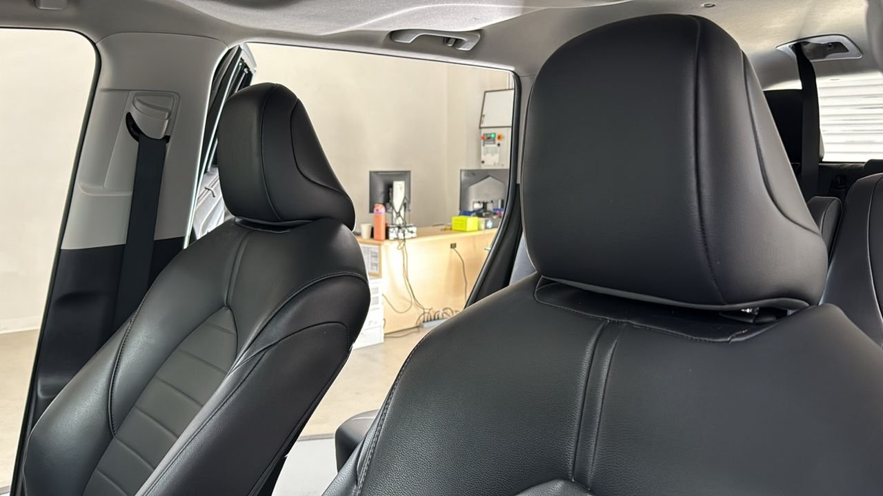 Used 2020 Gray Toyota XLE image 13