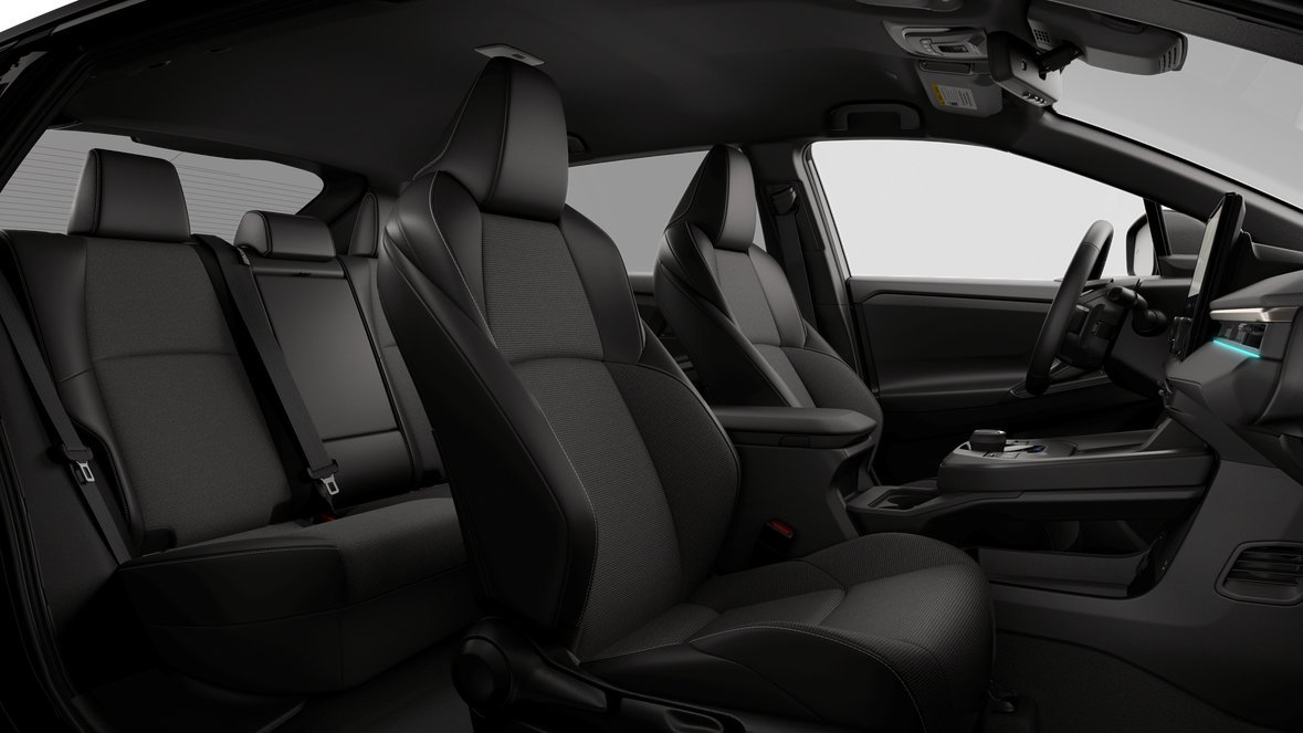 New 2026 WINDCHILL PEARL Toyota XLE image 50