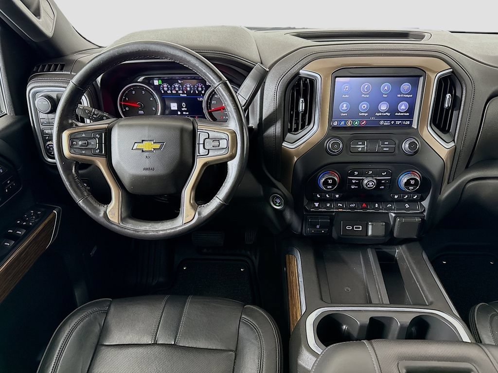 Used 2022 Silver Ice Metallic Chevrolet High Country image 23