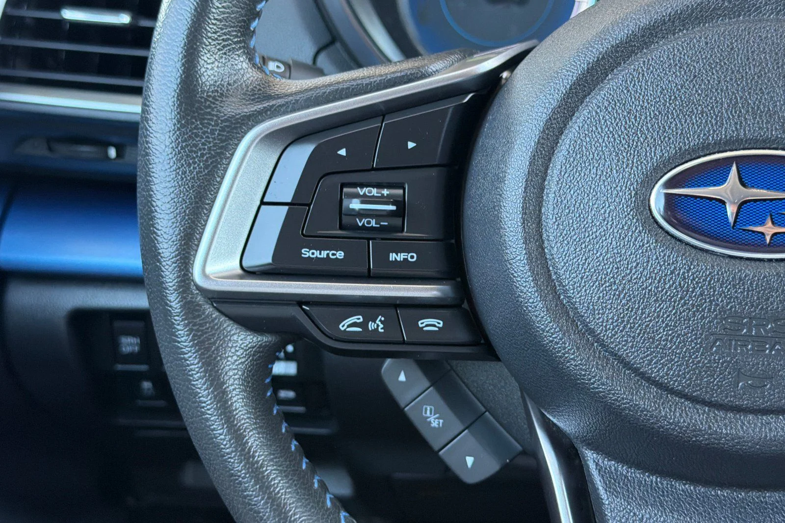 Used 2019 White Subaru Hybrid image 30