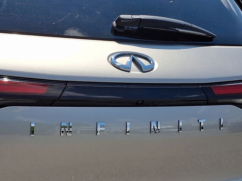 Used 2024 Black INFINITI Autograph image 29