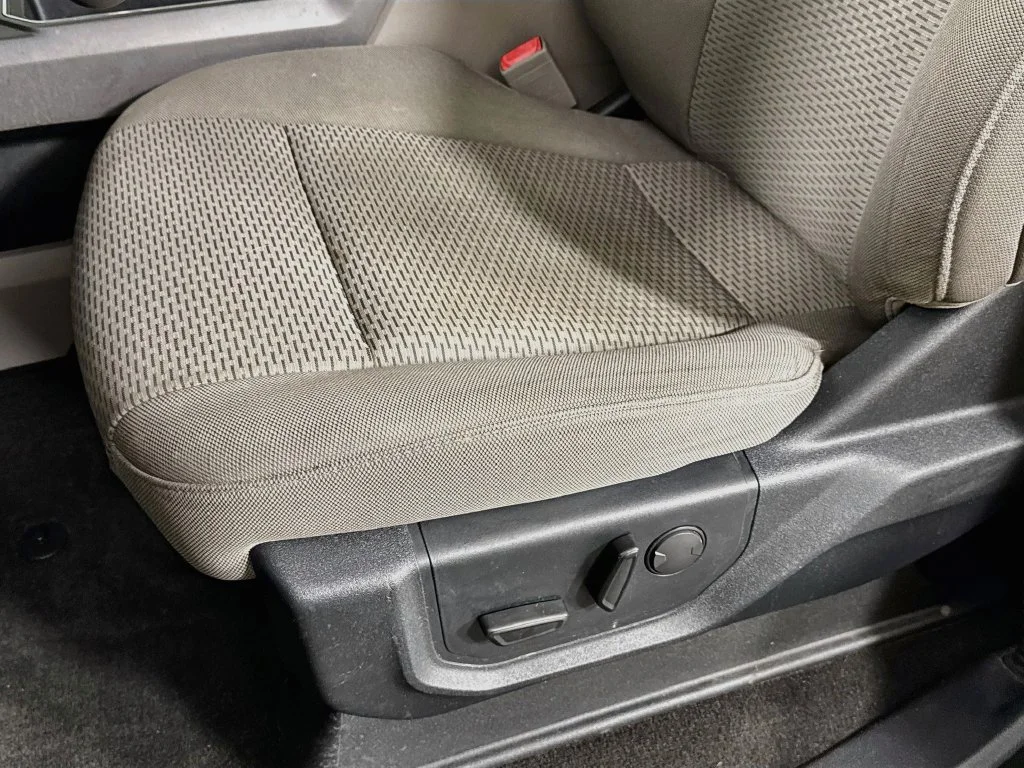 Used 2019 Gray Ford XLT image 22