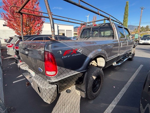 Used 2003 Silver Ford Lariat image 2