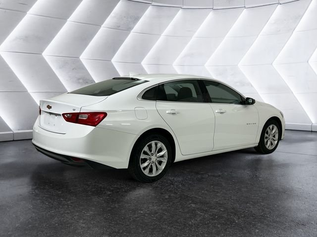 Used 2023 White Chevrolet LT image 4