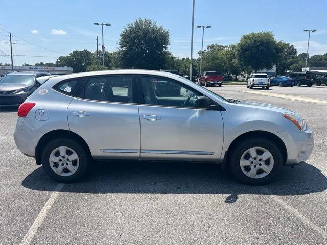 Used 2013 Silver Nissan S image 4