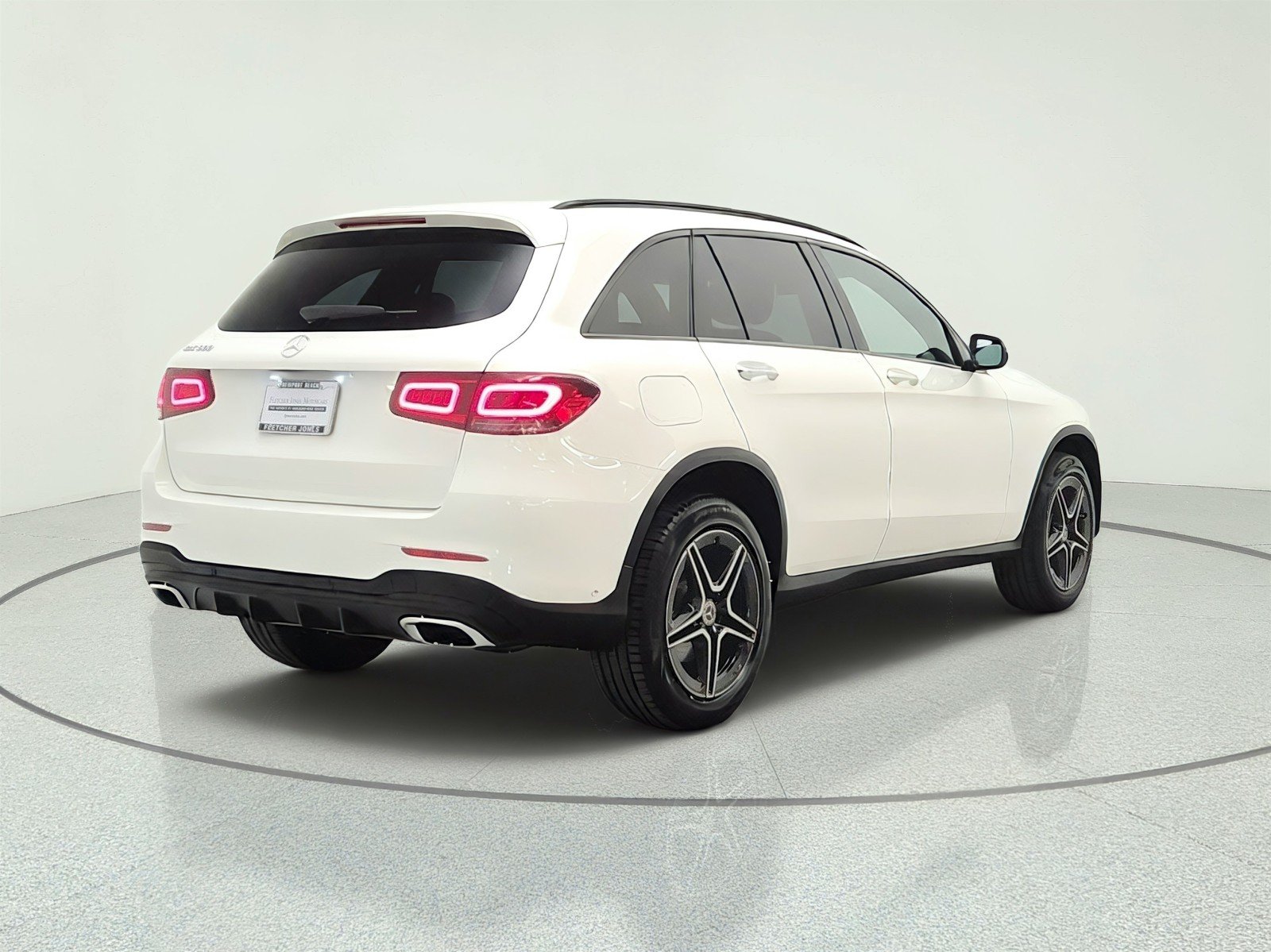 Used 2022 Polar White Mercedes-Benz GLC 300 SUV image 5