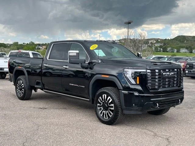 Used 2026 Onyx Black GMC Denali Ultimate image 8