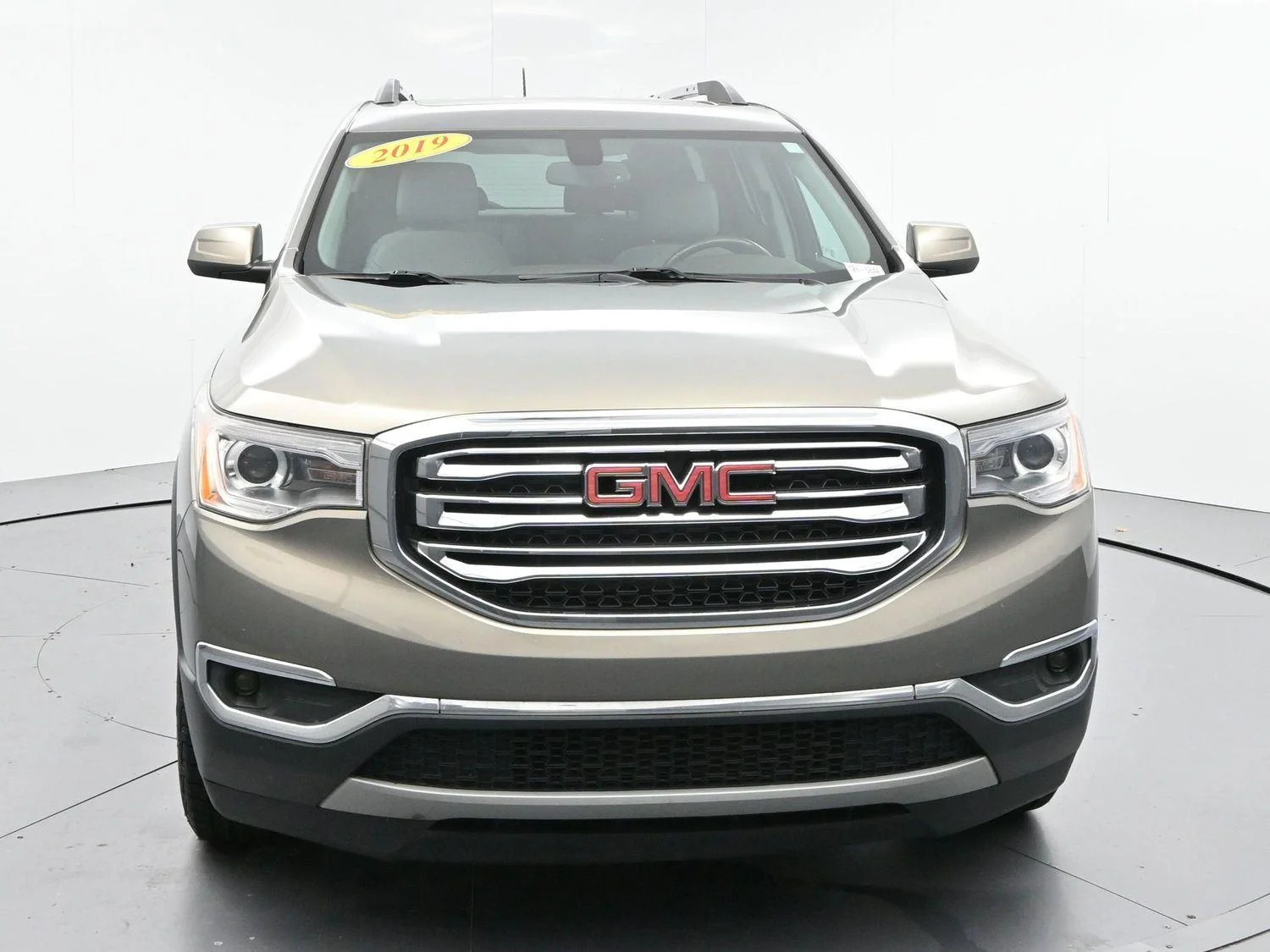 Used 2019 PEPPERDUST METALLIC GMC SLT image 2