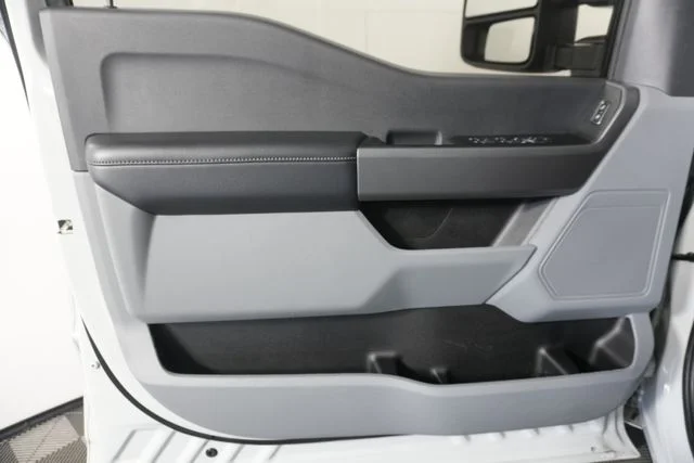 Certified Used 2025 Avalanche Ford XL image 34