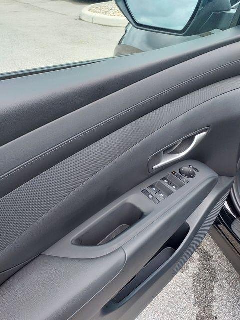 New 2026 Phantom Black Hyundai SEL Plus image 18